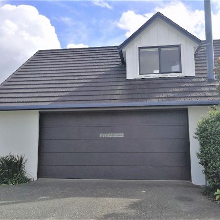 Kaka Lodge At Kotare House Tawharanui Exterior photo